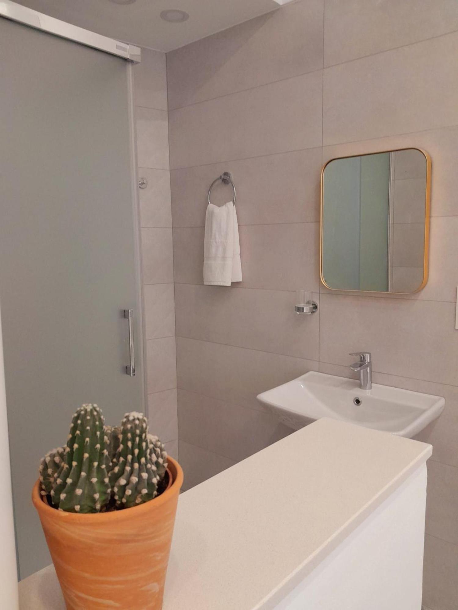 Apartment Charming Town House In Cospicua, Valperga *